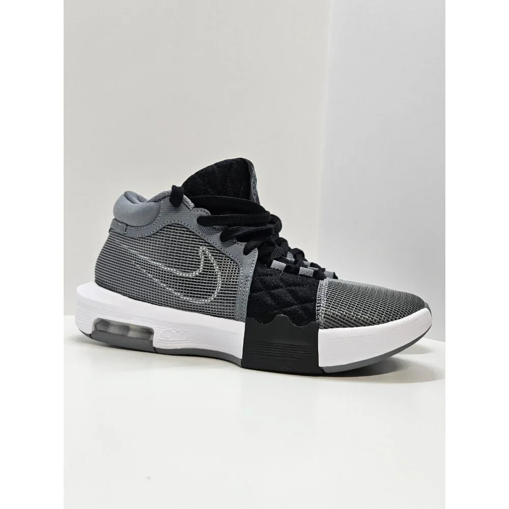 Nike lebron witness
